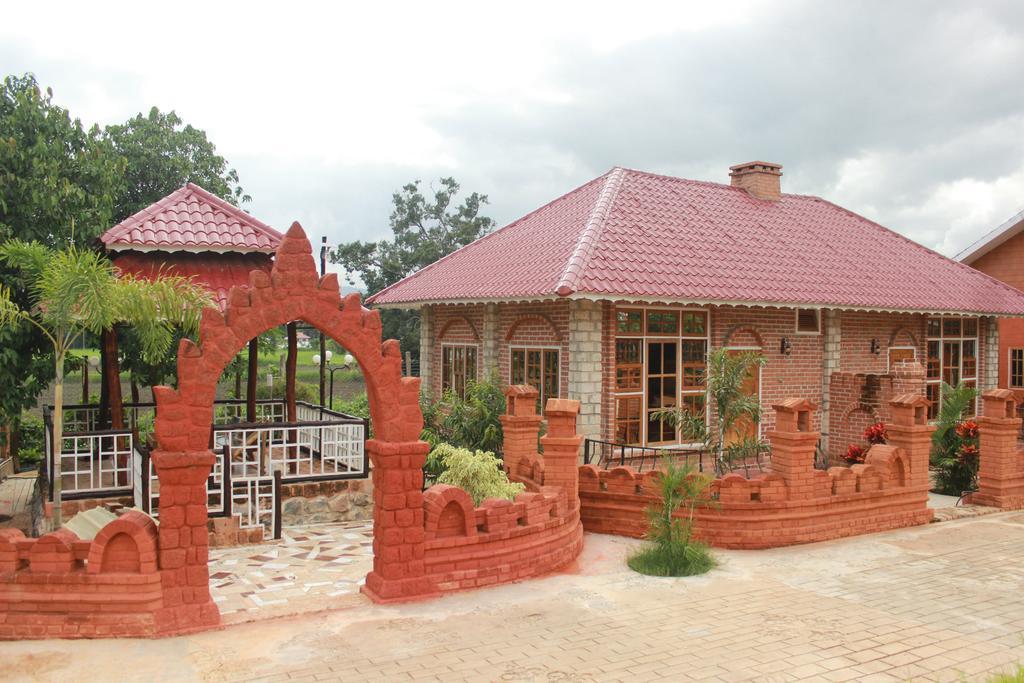 New May Haw Nann Villa ยองชเว ภายนอก รูปภาพ